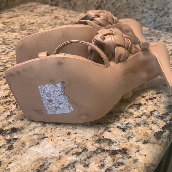 Brand new without box nude heels - Picture 3 of 3